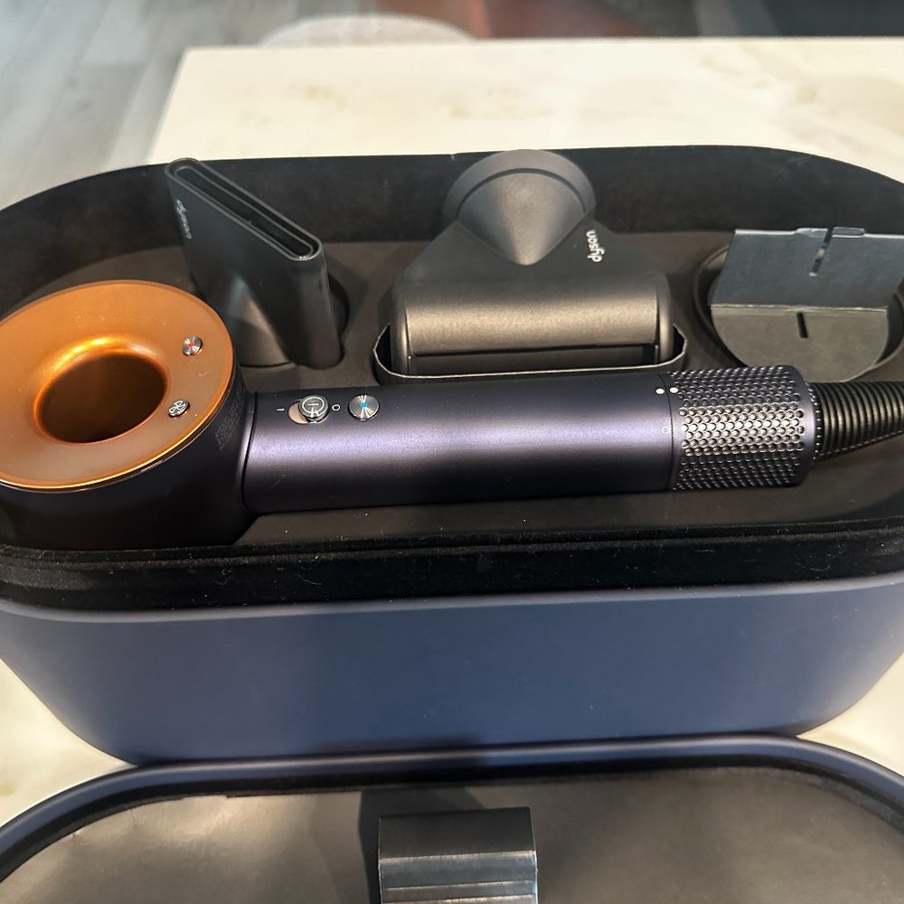 Dyson Supersonic, new, navy blue and copper color